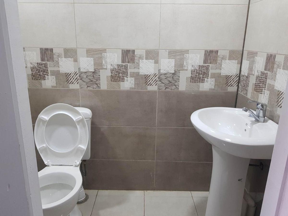 Hotel Shaumiani Кутаїсі Екстер'єр фото