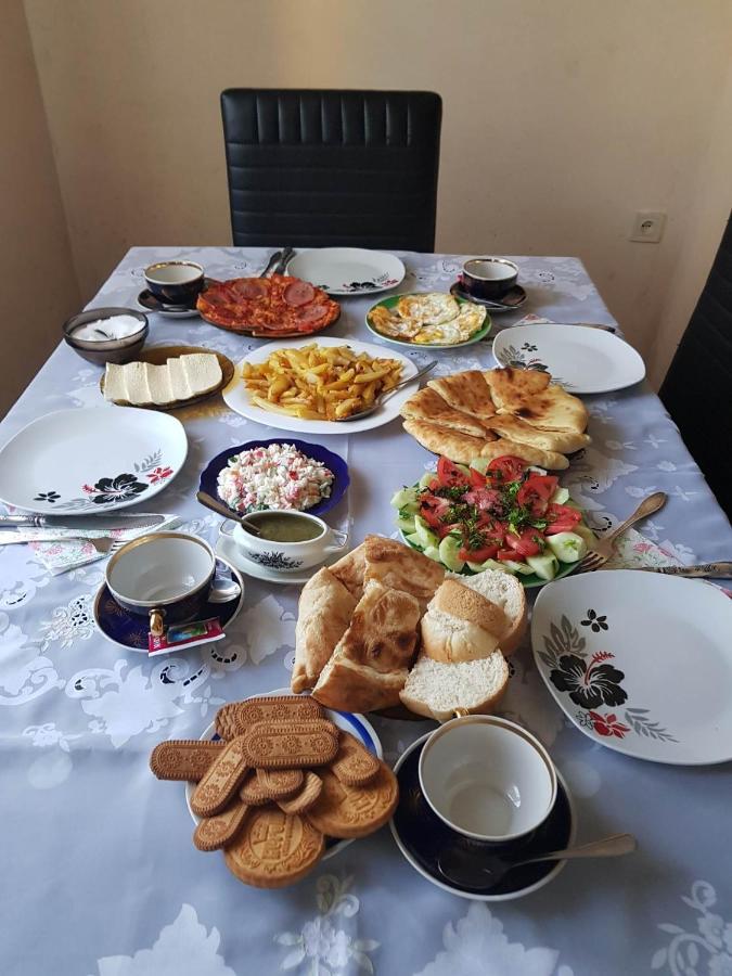 Hotel Shaumiani Кутаїсі Екстер'єр фото